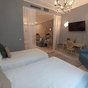 Apartment Mercanti Apts Via Passarella Milan