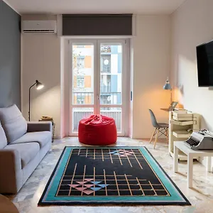 Apartament Life 