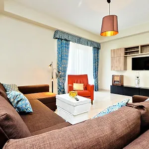Apartament Oksana's Bernadette 